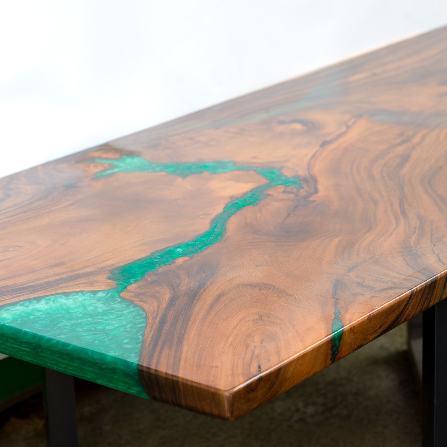 Green 8-Seater American Walnut Dining Table