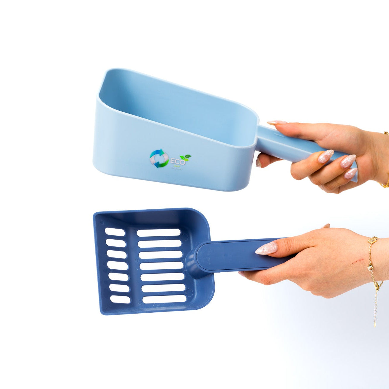 Multifunctional Litter Scoop and Holder